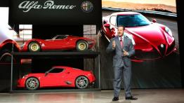 Alfa Romeo 4C Spider (2016) - wersja amerykańska - oficjalna prezentacja auta