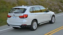 BMW X5 III (2014) xDrive50i - wersja amerykańska - widok z tyłu
