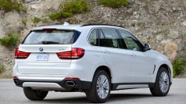 BMW X5 III (2014) xDrive50i - wersja amerykańska - widok z tyłu