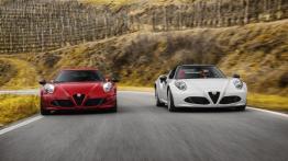 Alfa Romeo 4C Spider (2016) - wersja amerykańska - widok z przodu
