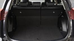 Toyota RAV4 IV - wersja europejska - bagażnik