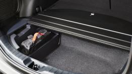 Toyota RAV4 IV - wersja europejska - bagażnik, akcesoria