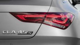 Mercedes-AMG CLA 45 4MATIC+ Shooting Brake - prawy tylny reflektor - w??czony