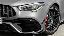 Mercedes-AMG CLA 45 4MATIC+ Shooting Brake - lewy przedni reflektor - w??czony