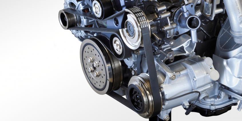 Dlaczego piszczy pasek osprzętu? Poszukiwanie przyczyny krok po kroku