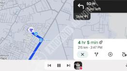 Google zmienia Mapy w Androidzie Auto. Nowy wygląd ma mniej razić po zmroku