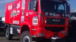 Gorące show na ... lotnisku