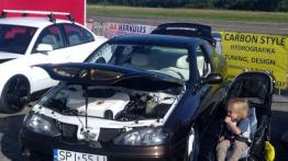 Gorące show na ... lotnisku