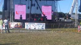 Gorące show na ... lotnisku