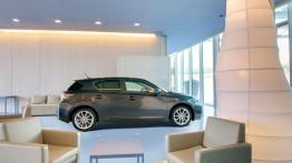 Lexus CT 200H - prawy bok
