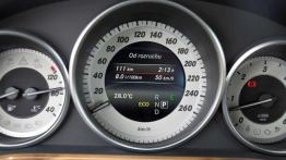 Mercedes-Benz E350 BlueTEC - wehikuł czasu dla wybrednych