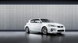Lexus CT 200H - prawy bok
