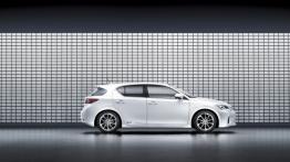 Lexus CT 200H - prawy bok