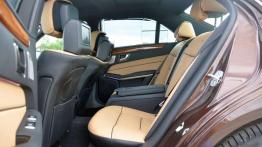 Mercedes-Benz E350 BlueTEC - wehikuł czasu dla wybrednych