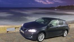 Lexus CT 200H - lewy bok