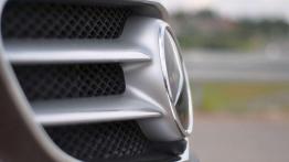 Mercedes-Benz E350 BlueTEC - wehikuł czasu dla wybrednych