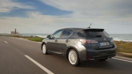 Lexus CT 200H - widok z tyłu