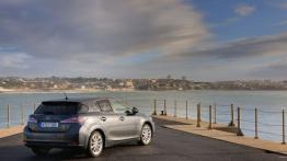 Lexus CT 200H - widok z tyłu