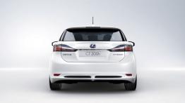 Lexus CT 200H - widok z tyłu