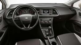 Seat Leon ST na świeżych fotografiach