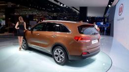 Kia Sorento debiutuje na paryskich salonach