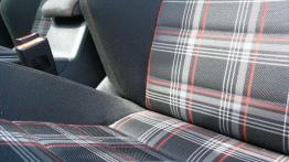 Volkswagen Golf GTI Performance - dla zuchwałych