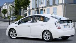 Limuzyna ze spalaniem malucha