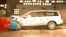 Volvo V70, 2.4 diesel auto 'Kinetic', LHD