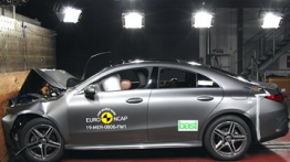 Mercedes-Benz CLA 180, AMG Line, LHD