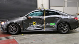 Mercedes-Benz CLA 180, AMG Line, LHD