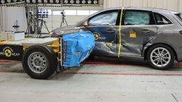 Mercedes-Benz B 180 - Progressive Line, LHD