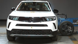 Opel/Vauxhall Mokka, 1.2 petrol 'Elegance', LHD