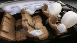 Lexus RX L – mobilny salon Omotenashi