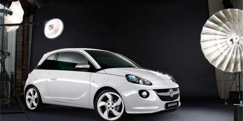 Opel Adam w ciekawych wersjach Black &amp; White