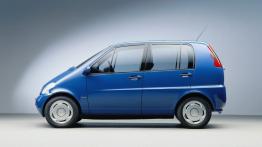 Mercedes Family Car China - lewy bok