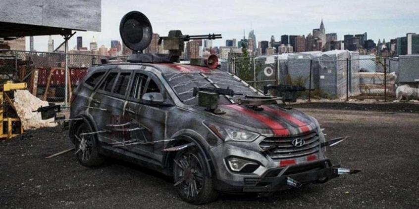 Hyundai Santa Fe Sport Zombie Survival Machine