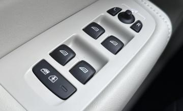 Volvo XC60 II 2025 Ultra Motyw: Bright, zdjęcie 18