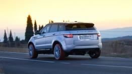 Range Rover Evoque Marangoni - widok z tyłu