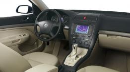 Skoda Octavia II - pełny panel przedni