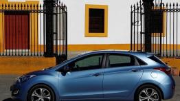 Hyundai i30 II Hatchback 5d - prezentacja w Sevilli - lewy bok