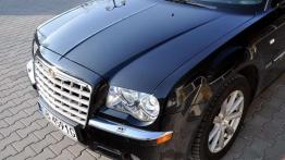 Chrysler 300C - Pomnik Ameryki