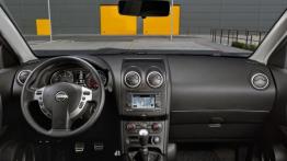 Nissan Qashqai 1.6 dCi - pełny panel przedni