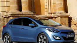 Hyundai i30 II Hatchback 5d - prezentacja w Sevilli - prawy bok