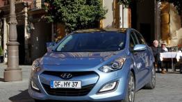 Hyundai i30 II Hatchback 5d - prezentacja w Sevilli - przód - reflektory wyłączone