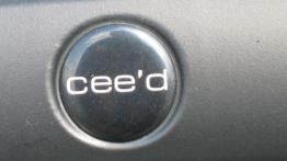 Kia cee´d Hatchback 5d Facelifting - galeria społeczności - emblemat boczny