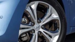 Hyundai i30 II Hatchback 5d - prezentacja w Sevilli - lewe przednie nadkole