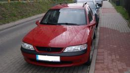 Opel Vectra B Kombi - galeria społeczności - widok z przodu