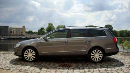 Volkswagen Passat B6 Variant - galeria społeczności - lewy bok