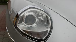 Lancia Thesis  Sedan - galeria społeczności - prawy przedni reflektor - wyłączony