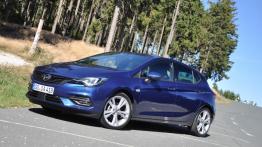 Opel Astra po faceliftingu – mocno się zdziwisz, jak poznasz nowe silniki